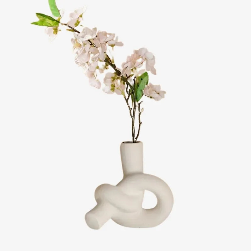 Vase Sculptural "Étreinte Élégante"