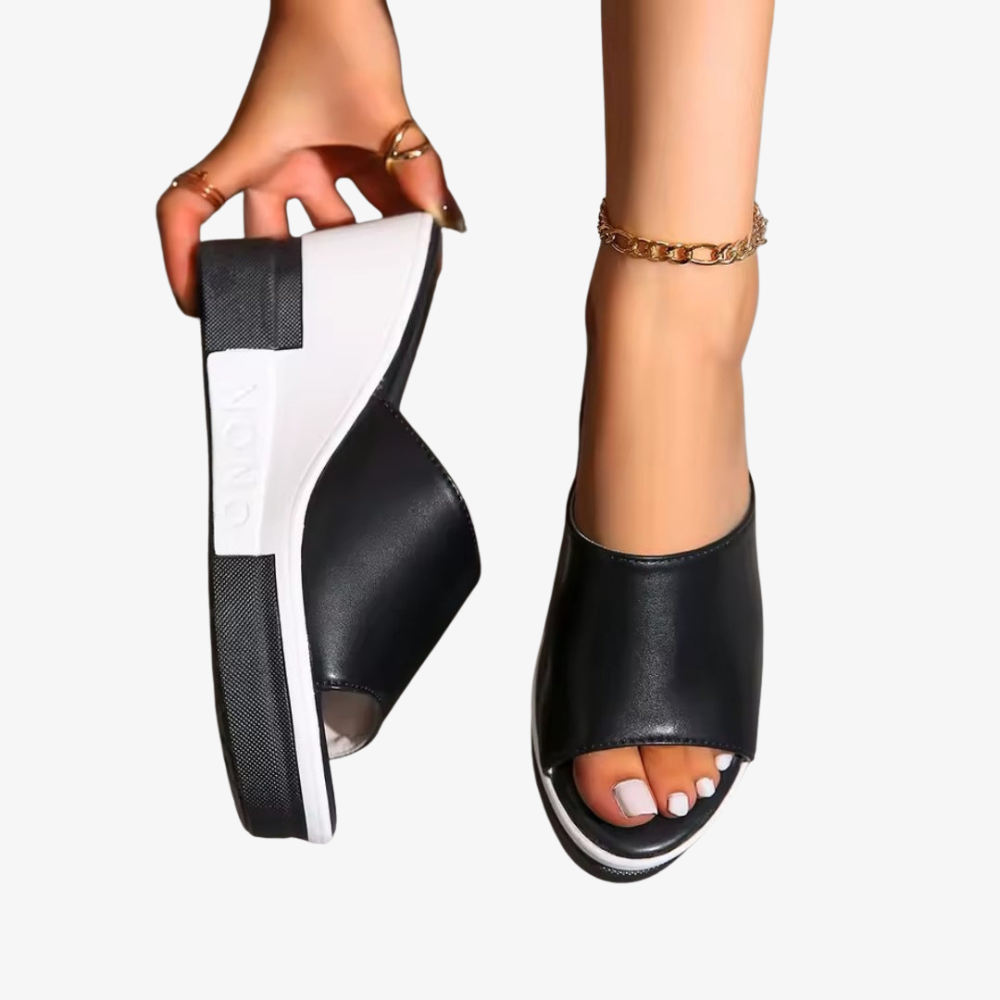 Héloïse Ultra Comfortable Wedge Sandals