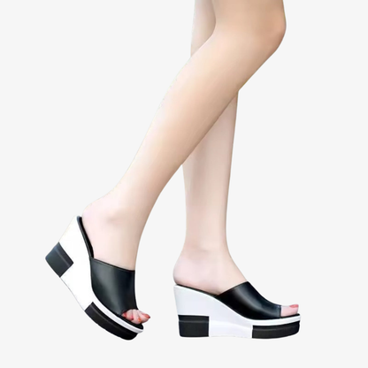 Héloïse Ultra Comfortable Wedge Sandals